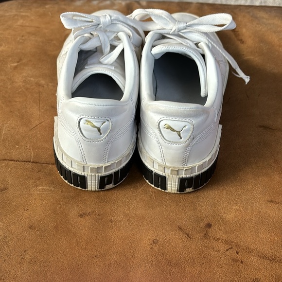 Puma women’s white leather size 10 - Picture 4 of 5
